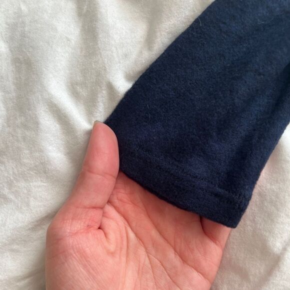 Francesca’s Maggie Lace Border Top Navy Size XXS - Picture 6 of 9